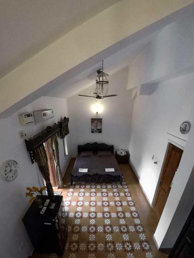 O Abrigo Apartment Панаджи Екстериор снимка