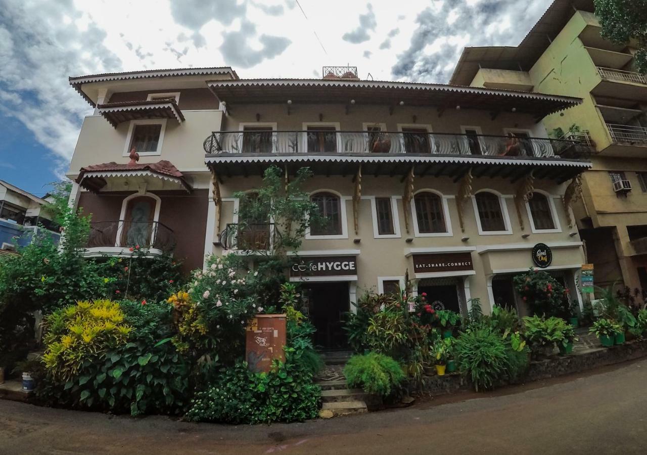 O Abrigo Apartment Панаджи Екстериор снимка